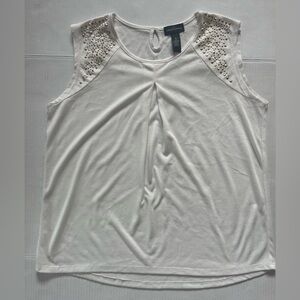 Embellished White Sleeveless Top, Sz M